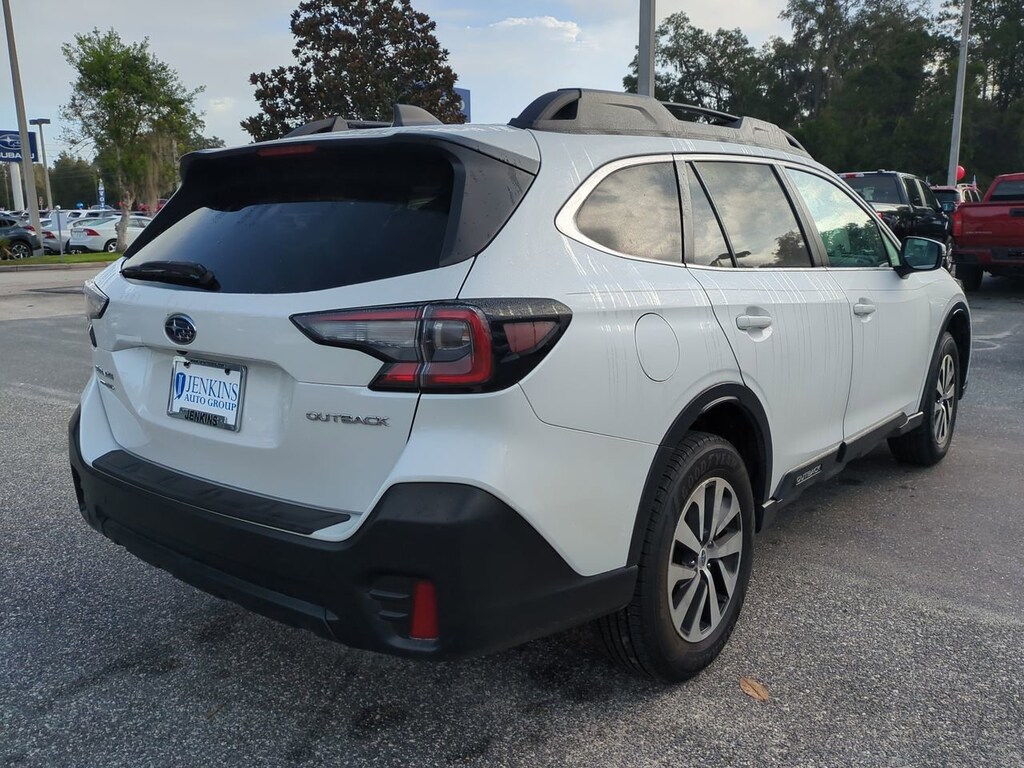 Used 2021 Subaru Outback Premium SUV