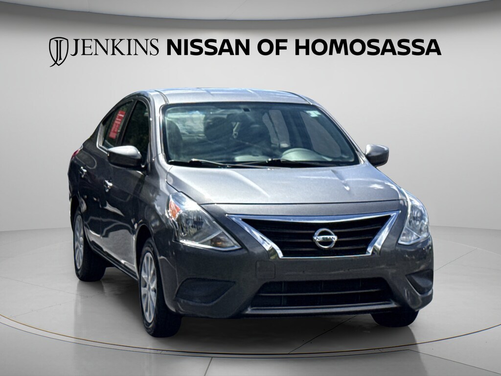 Used 2017 Nissan Versa 1.6 SV Sedan