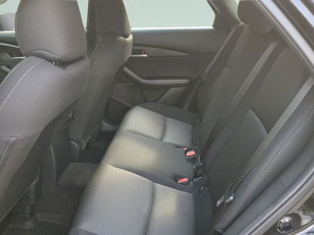 2026 Mazda CX-30 S - Photo 9