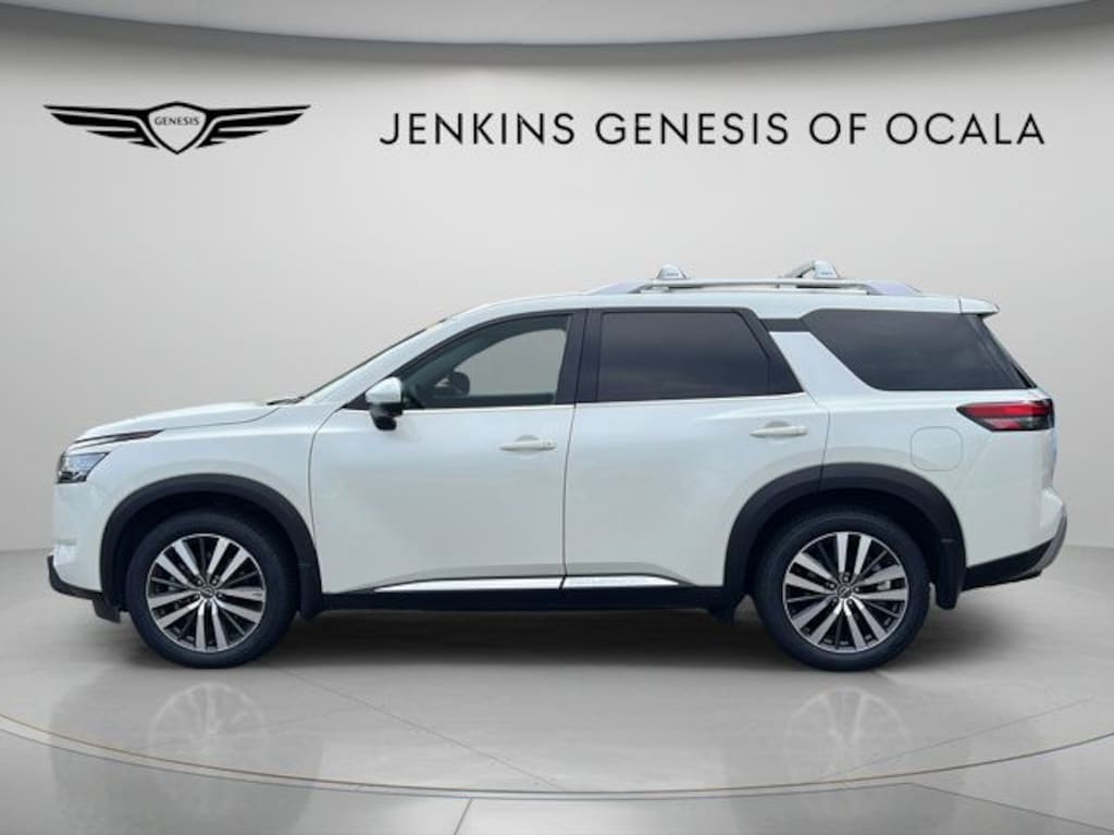 Used 2022 Nissan Pathfinder Platinum SUV
