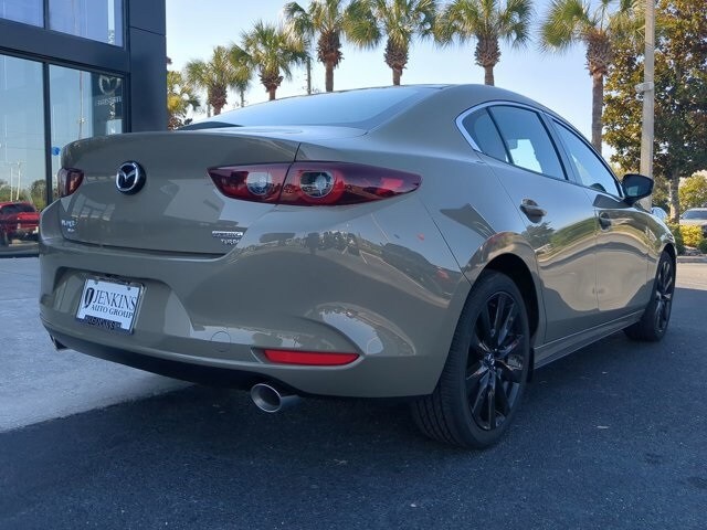 2024 Mazda Mazda3 2.5 Carbon Turbo Sedan photo 3