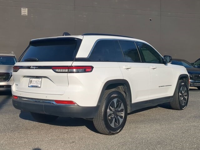 2024 Jeep Cherokee 4xe Base photo 3