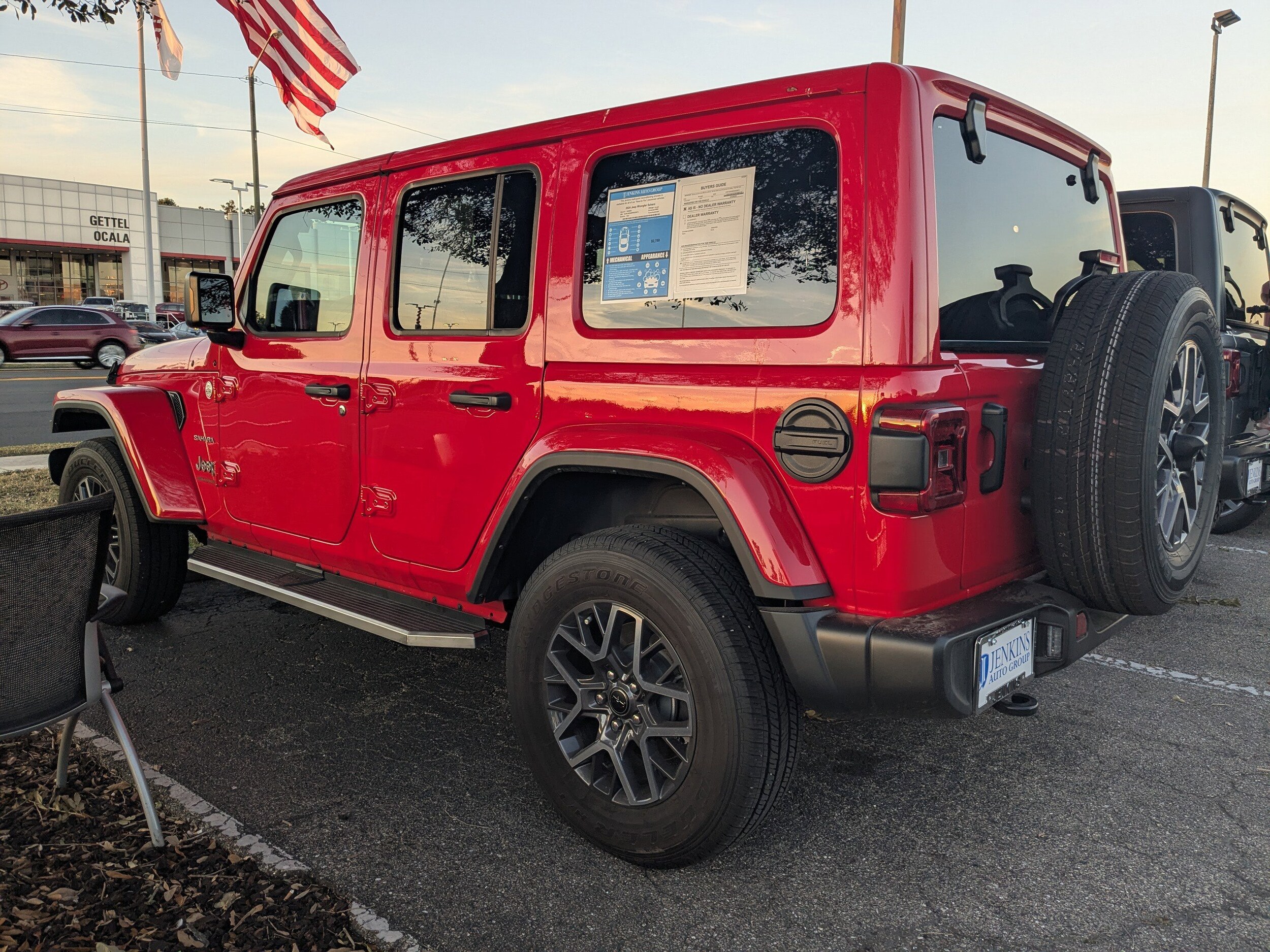 2024 Jeep Wrangler Sahara photo 4