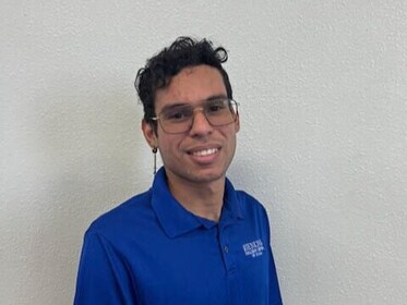 Staff member Melvin Guzman from ID_dd700ef45006