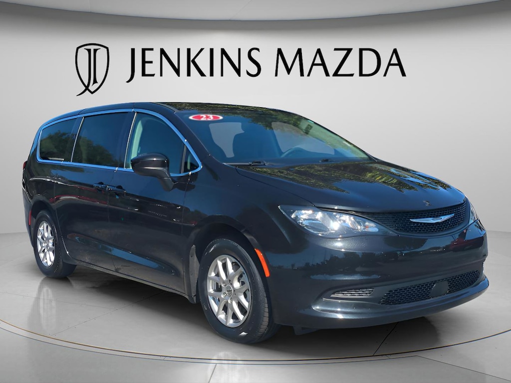 Used 2023 Chrysler Voyager LX Minivan/Van