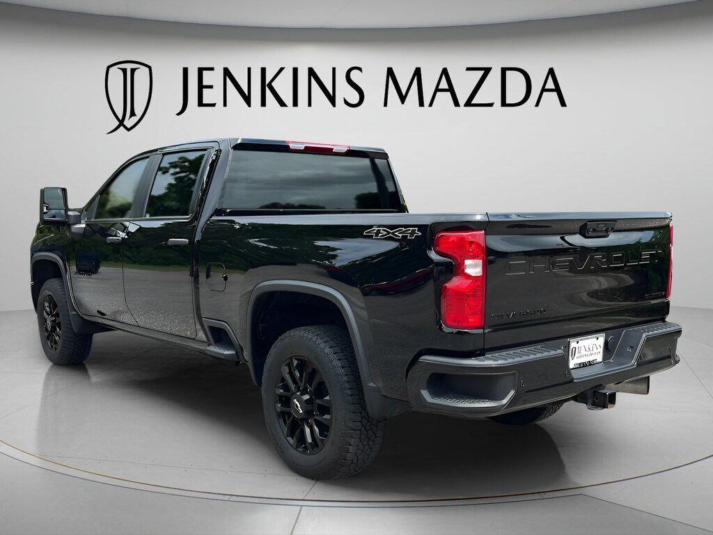 Used 2025 Chevrolet Silverado 2500HD Custom Truck