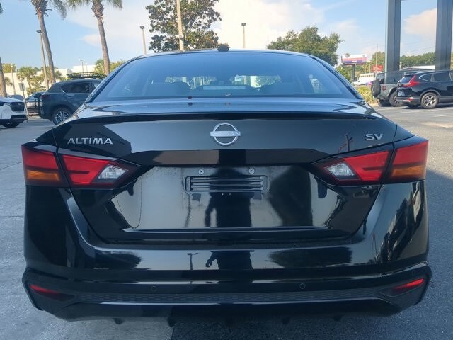 2023 Nissan Altima 2.5 SV photo 4