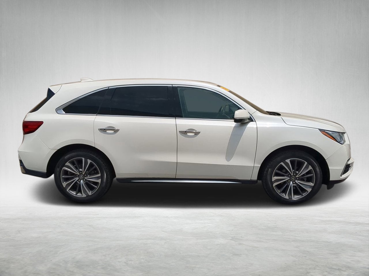 Used 2019 Acura MDX Technology Package with VIN 5J8YD4H58KL019316 for sale in Ocala, FL