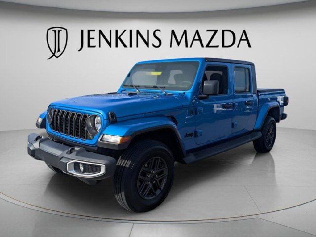 Used 2024 Jeep Gladiator Sport S Truck