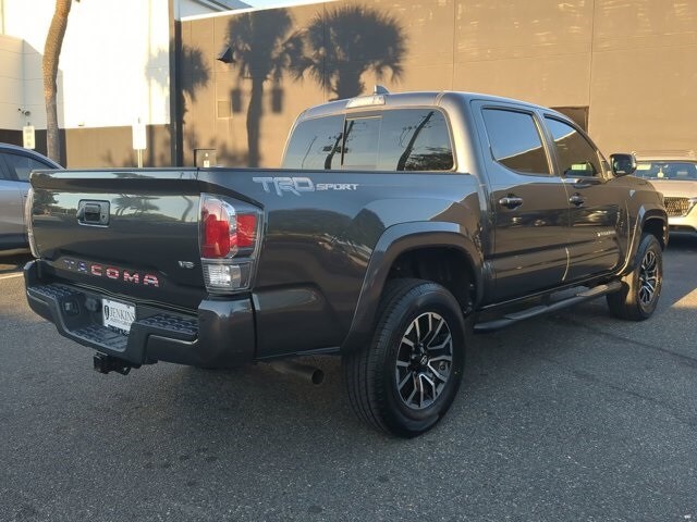 2020 Toyota Tacoma TRD Sport photo 2