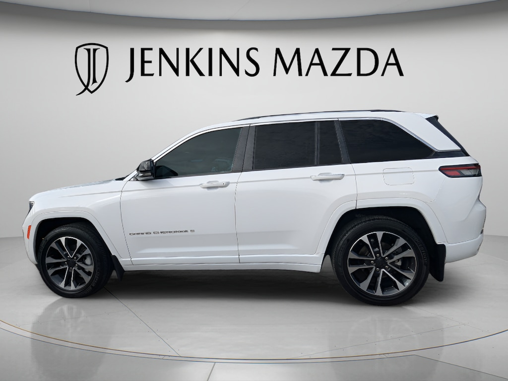 Used 2023 Jeep Grand Cherokee Overland SUV