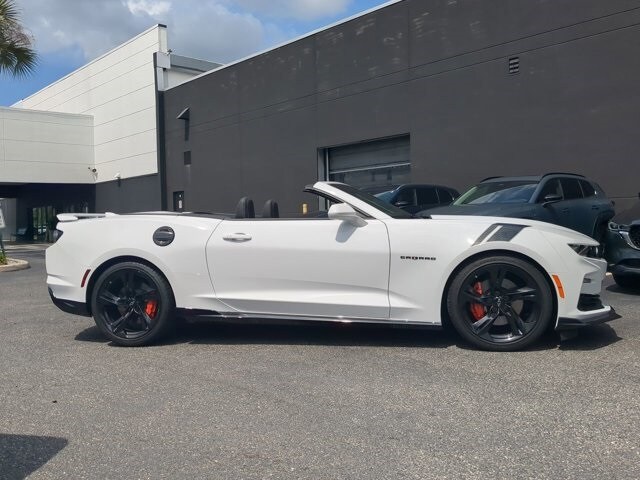 2022 Chevrolet Camaro SS photo 2