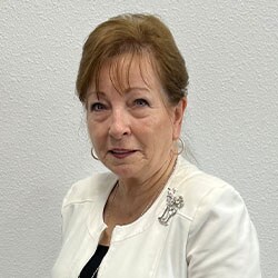 Staff member Phyllis Harper from ID_3a950235e8f4