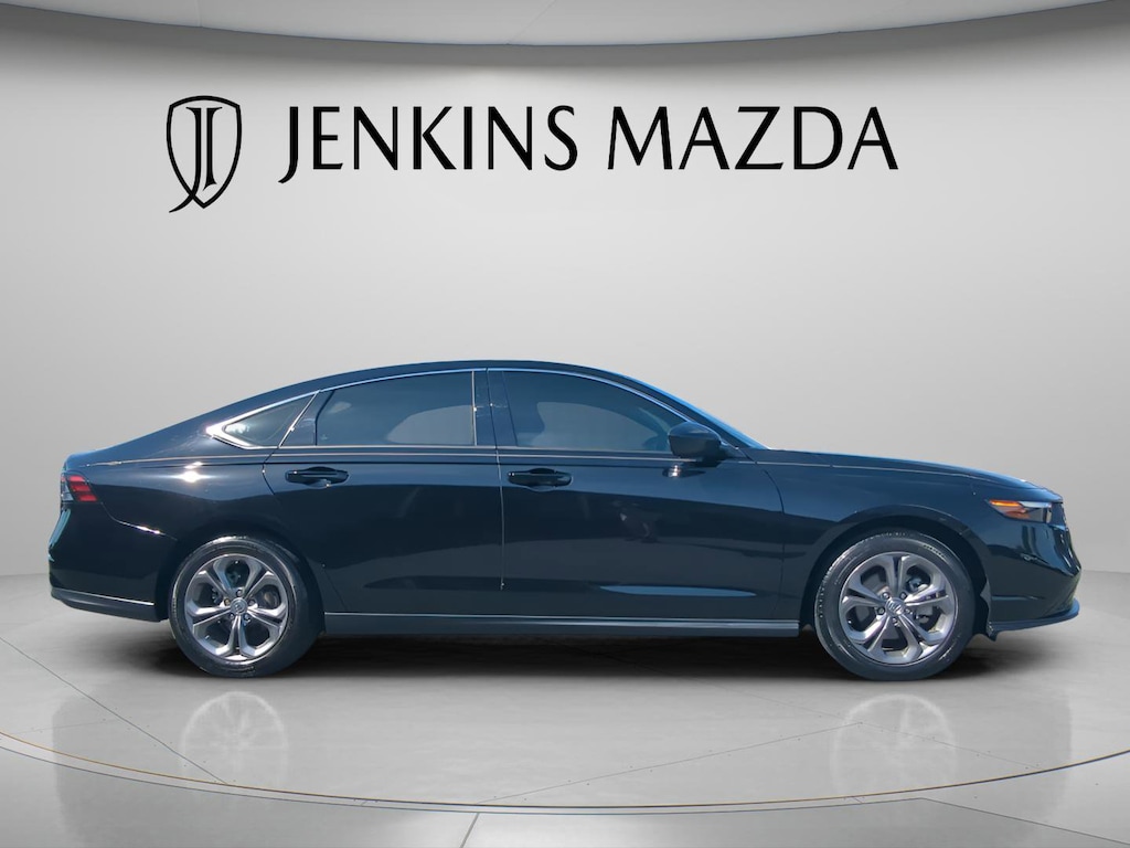 Used 2024 Honda Accord EX Sedan