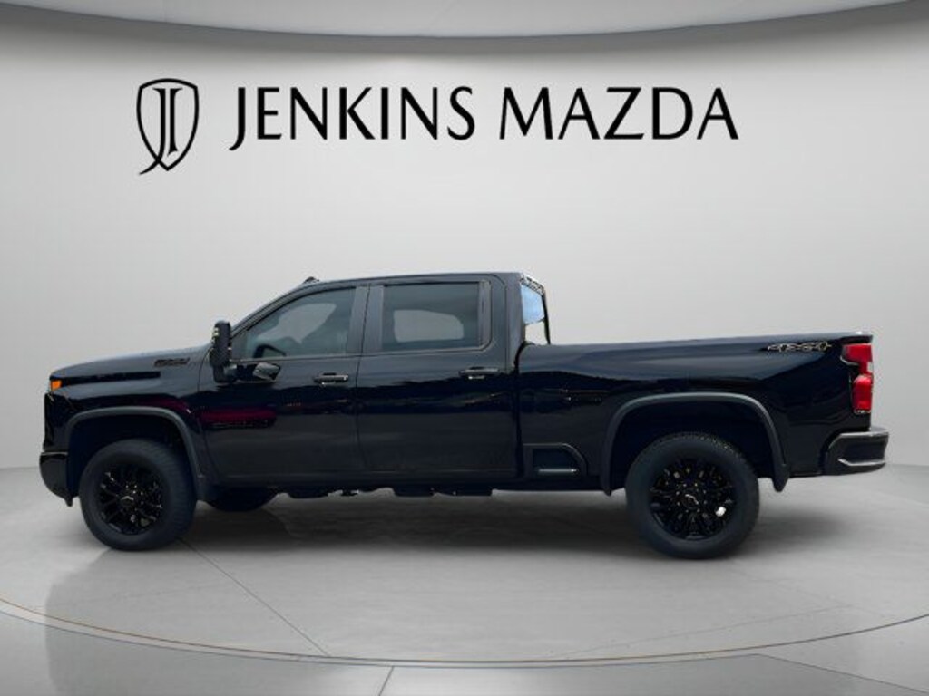 Used 2025 Chevrolet Silverado 2500HD Custom Truck