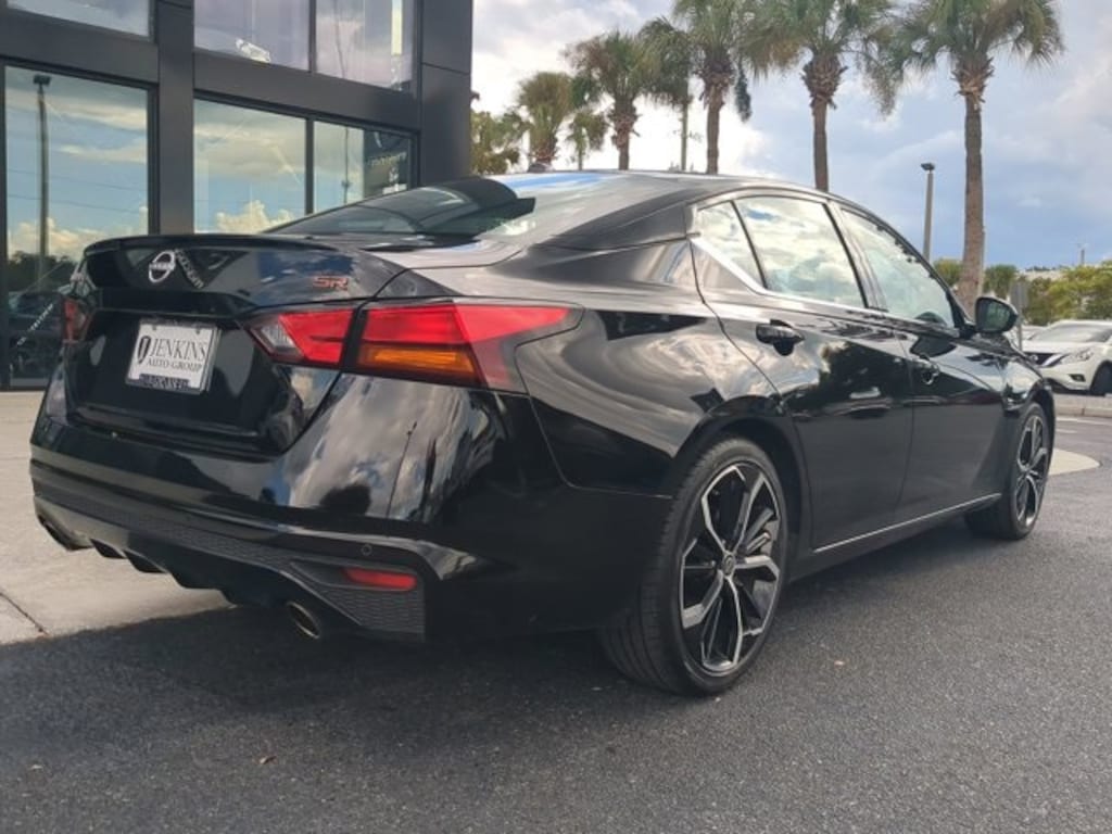 Used 2024 Nissan Altima 2.5 SR Sedan