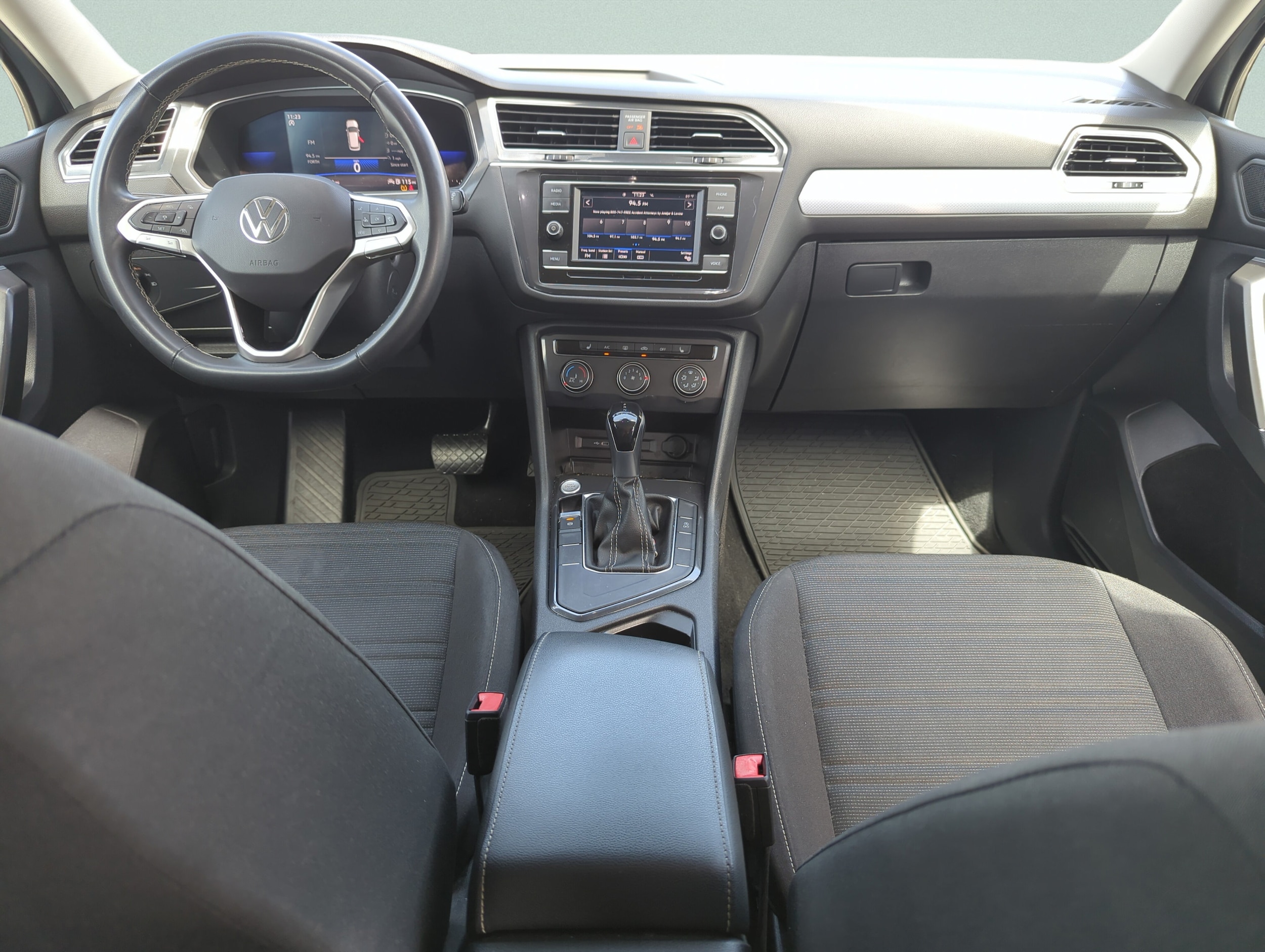 Photo 12