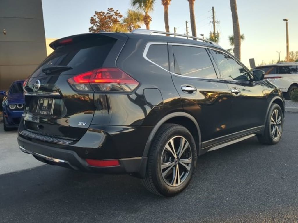 Used 2020 Nissan Rogue SV SUV