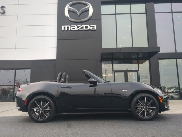 Used 2024 Mazda MX-5 Miata Grand Touring with VIN JM1NDAD70R0601753 for sale in Ocala, FL