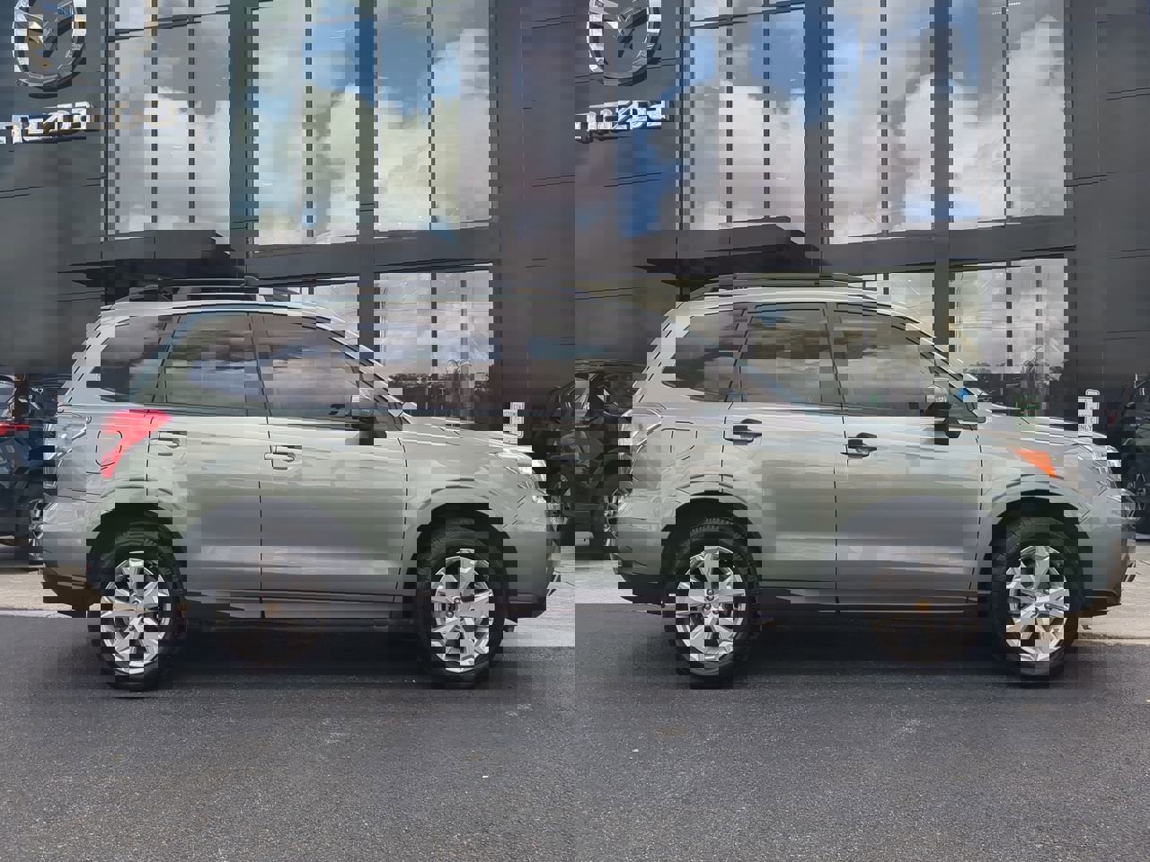 Used 2016 Subaru Forester i Premium with VIN JF2SJAFC4GH528263 for sale in Ocala, FL