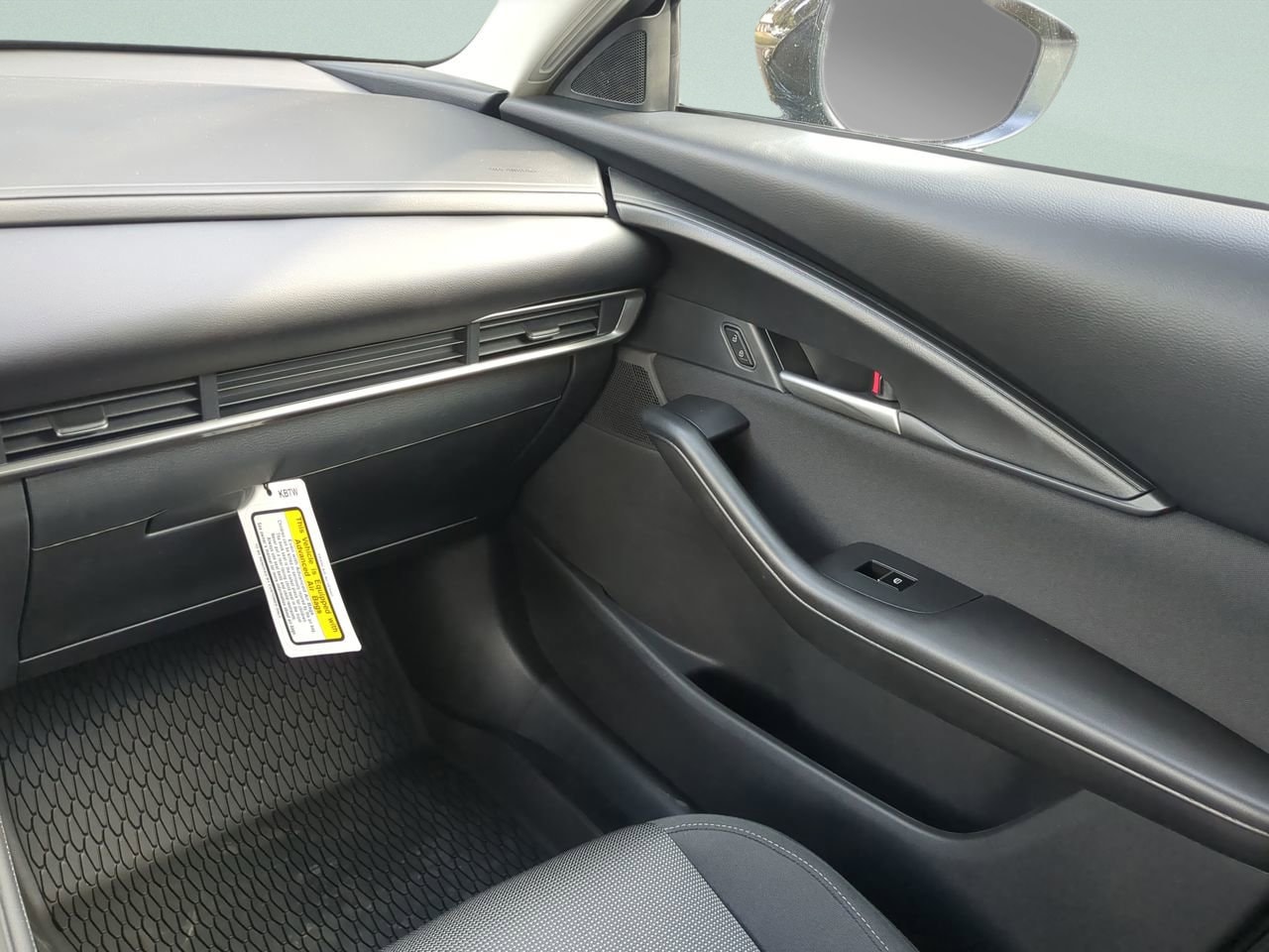 2026 Mazda CX-30 S - Photo 12