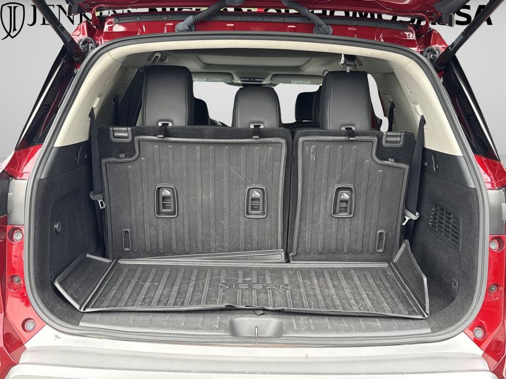 2023 Nissan Pathfinder SL - Photo 17