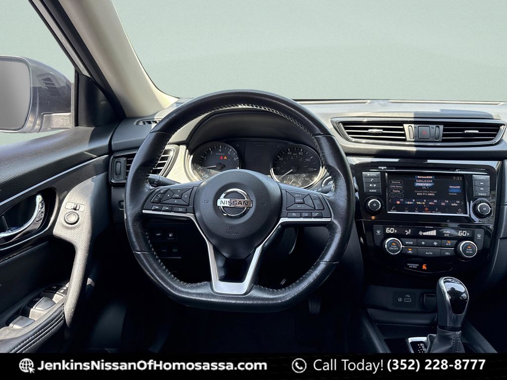 2019 Nissan Rogue SV - Photo 22