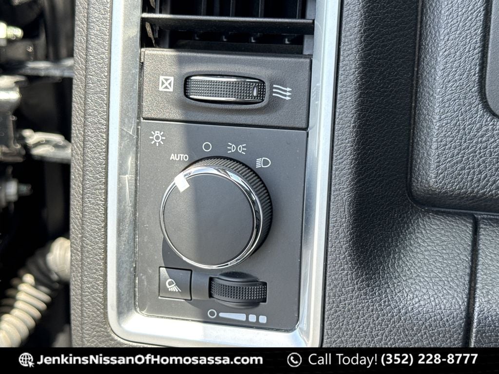 2024 RAM Ram 1500 Classic SLT - Photo 39