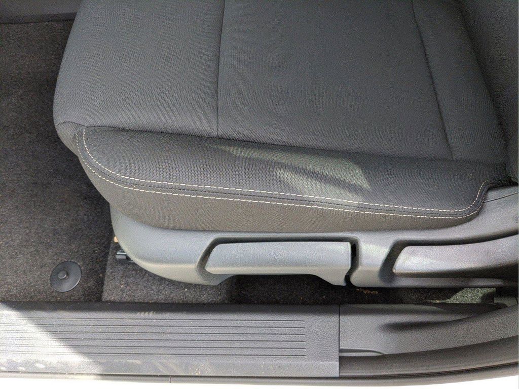 2025 Nissan Rogue S - Photo 29