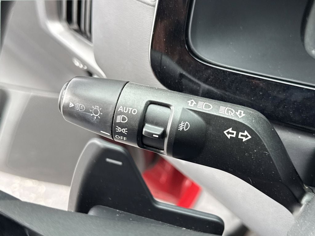 2023 Nissan Pathfinder SL - Photo 38