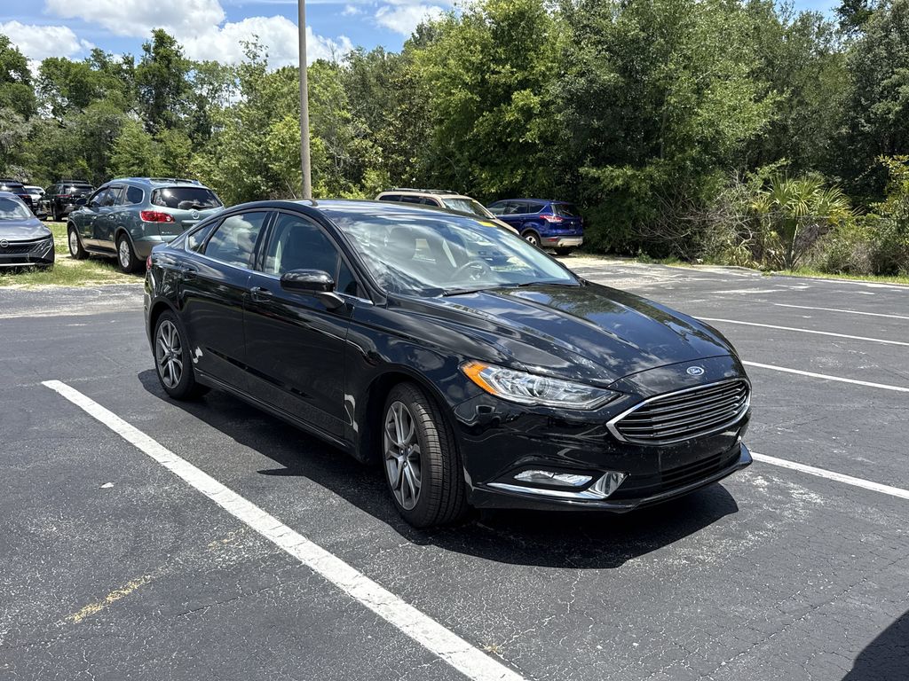 2017 Ford Fusion SE FWD's photo