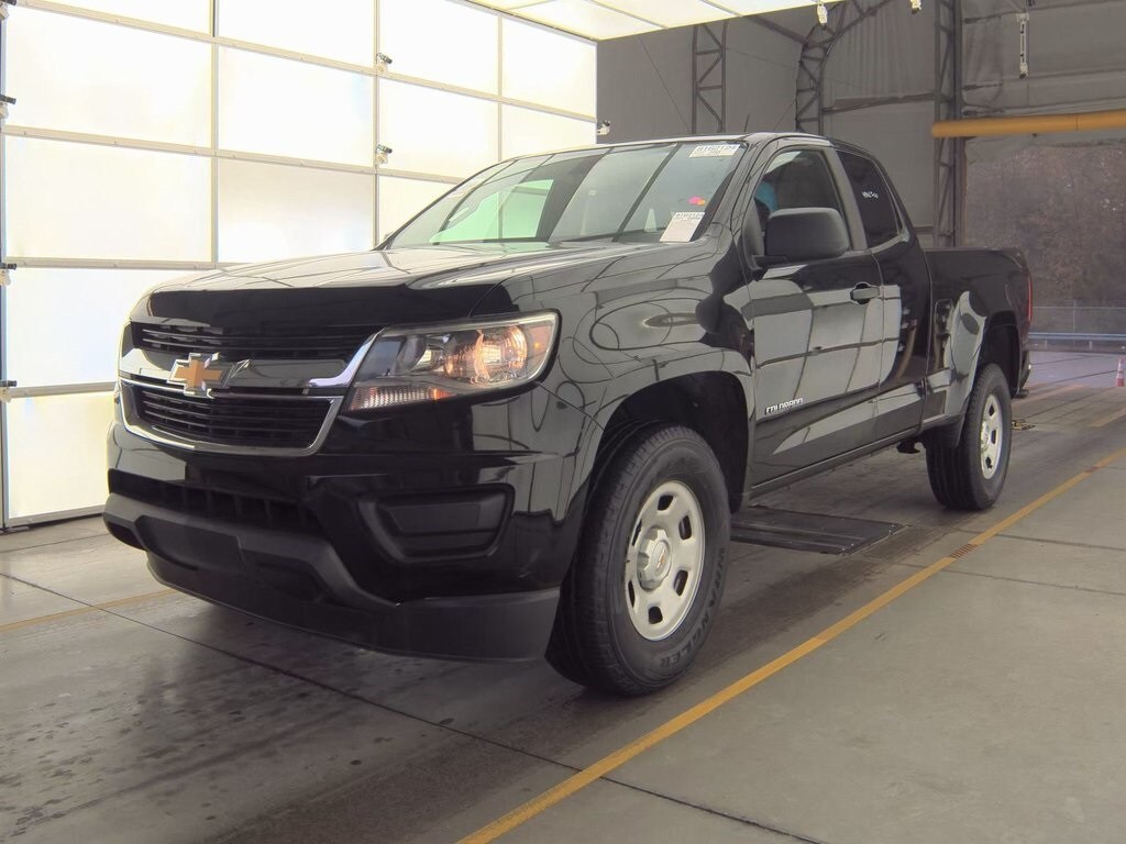 2020 Chevrolet Colorado Work Truck photo 2