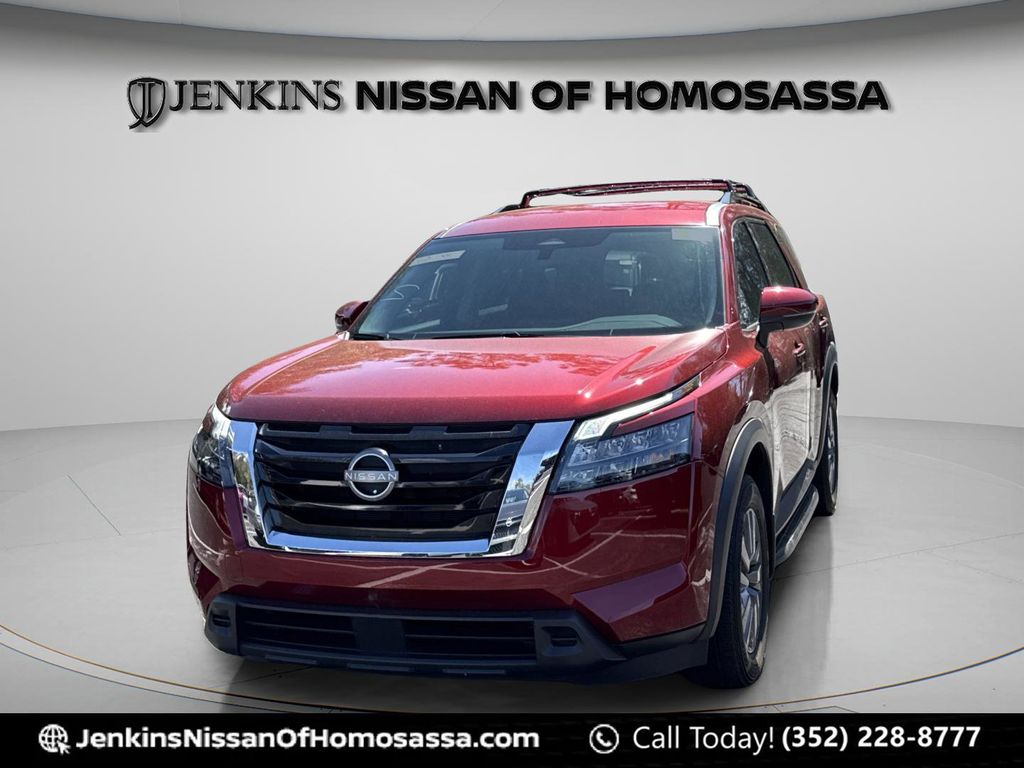2023 Nissan Pathfinder SV - Photo 13