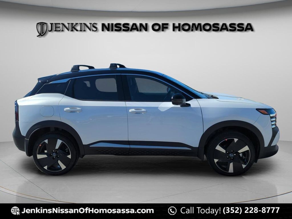 New 2026 Nissan Kicks SR SUV