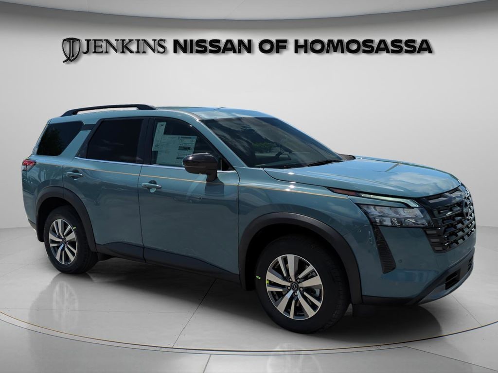 New 2026 Nissan Pathfinder SL SUV