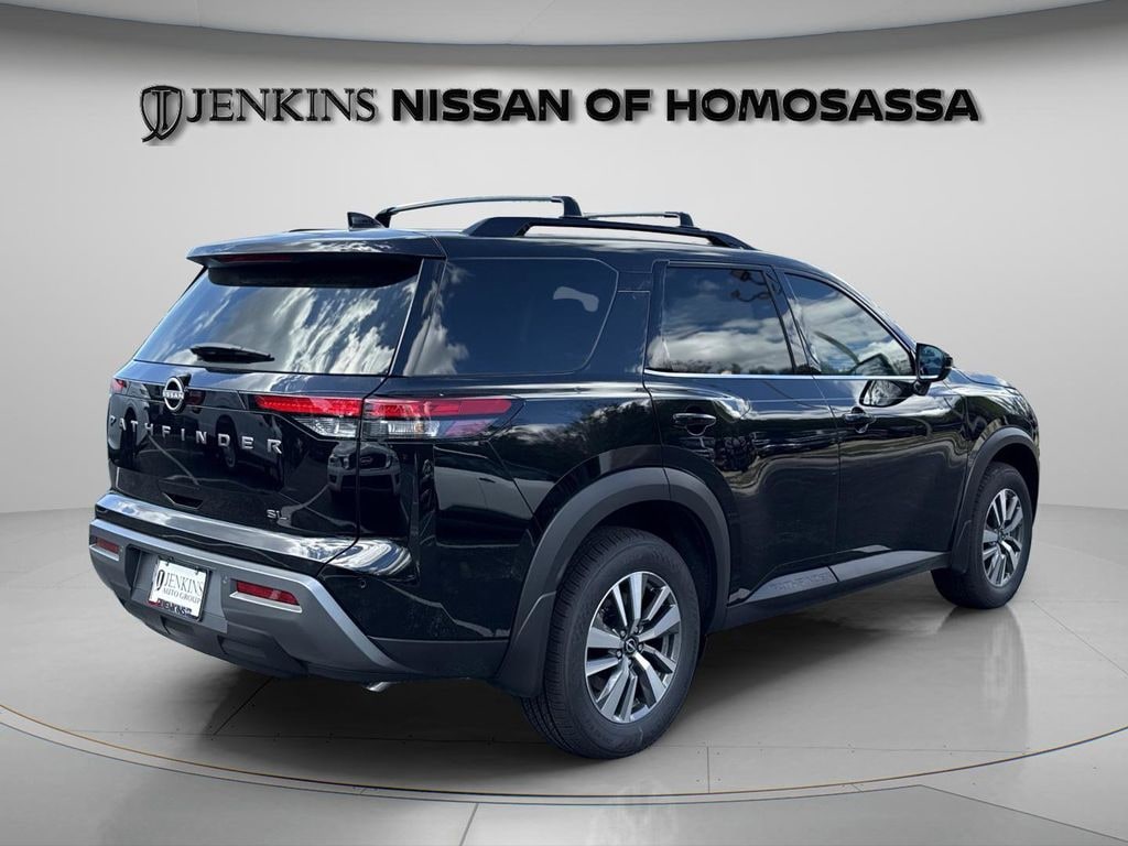 New 2026 Nissan Pathfinder SL SUV