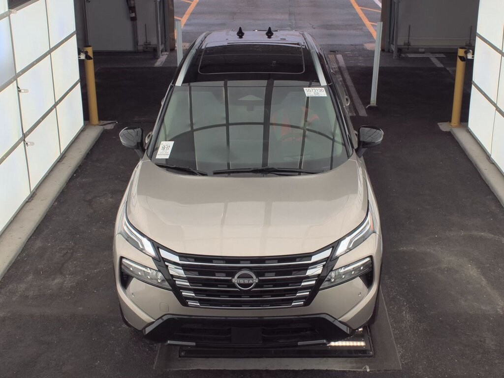 Used 2025 Nissan Rogue Platinum SUV