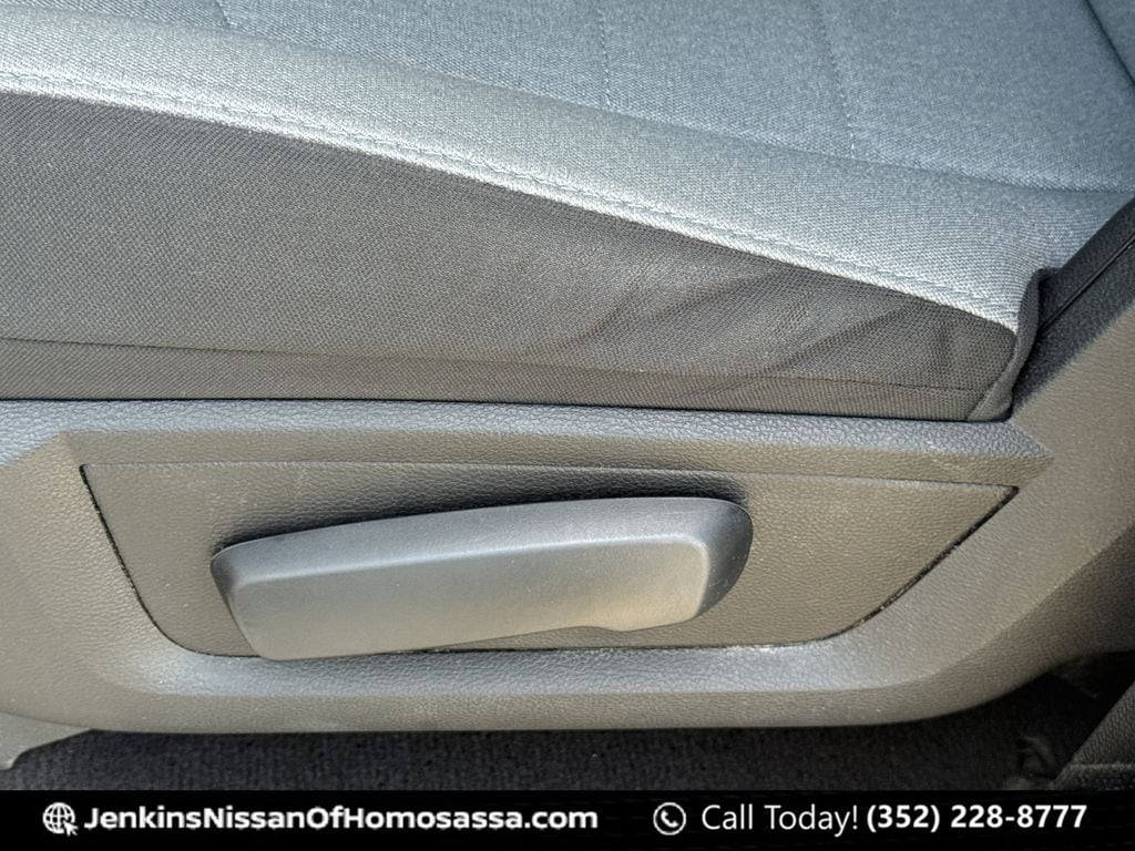 2024 RAM Ram 1500 Classic SLT - Photo 32