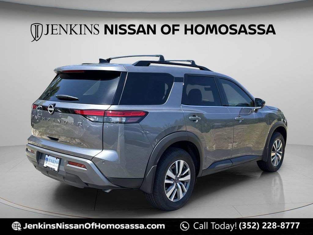 New 2026 Nissan Pathfinder SL SUV