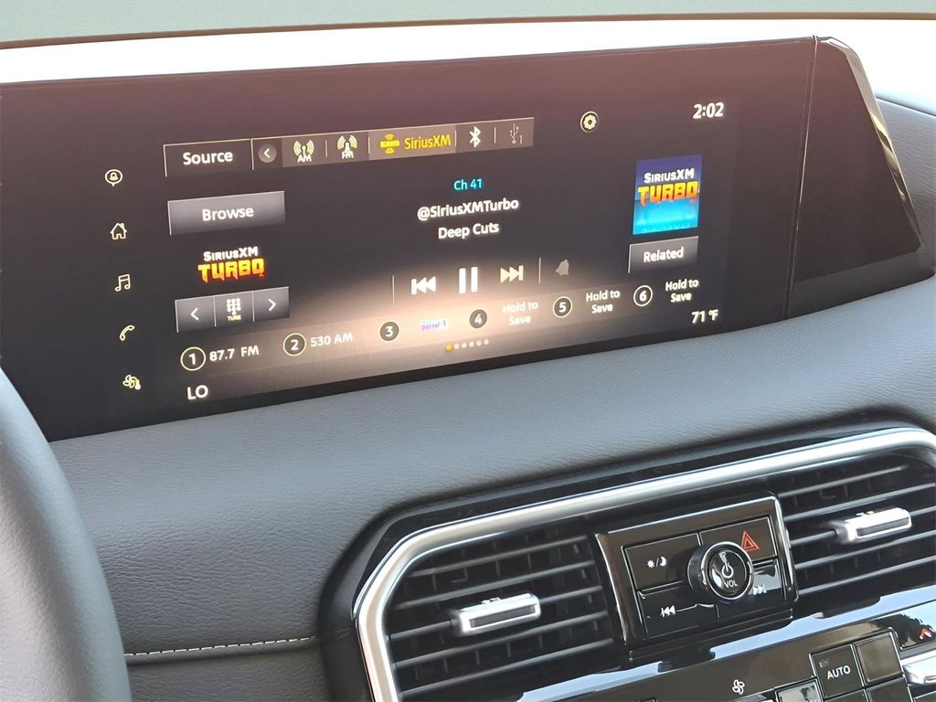 2025 Nissan Armada SV - Photo 26
