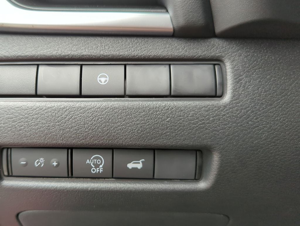 2026 Nissan Rogue SV - Photo 32