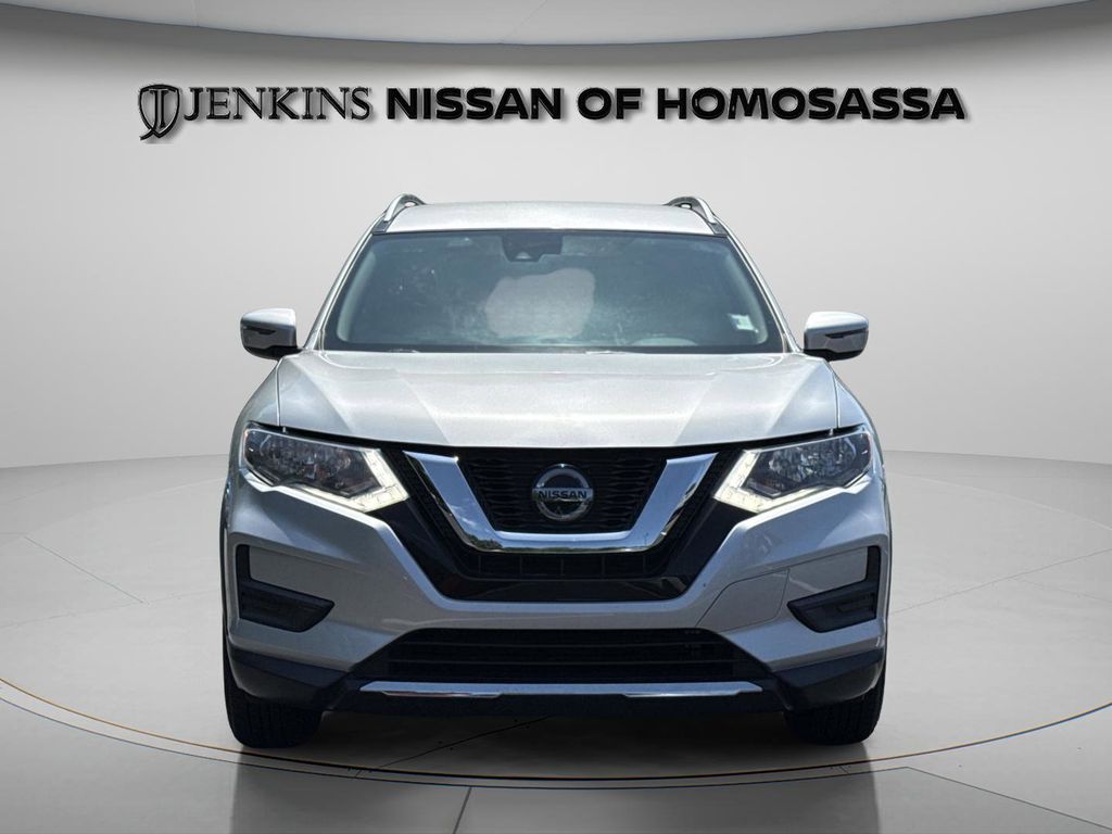 2019 Nissan Rogue SV - Photo 14