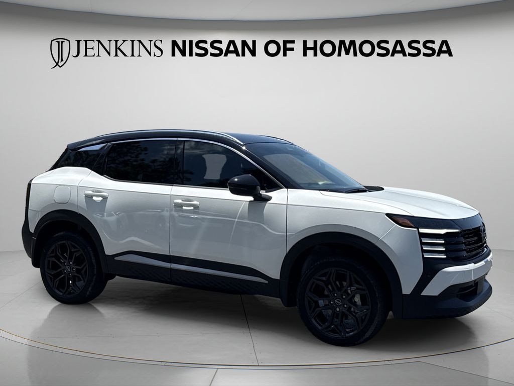 New 2026 Nissan Kicks SR SUV