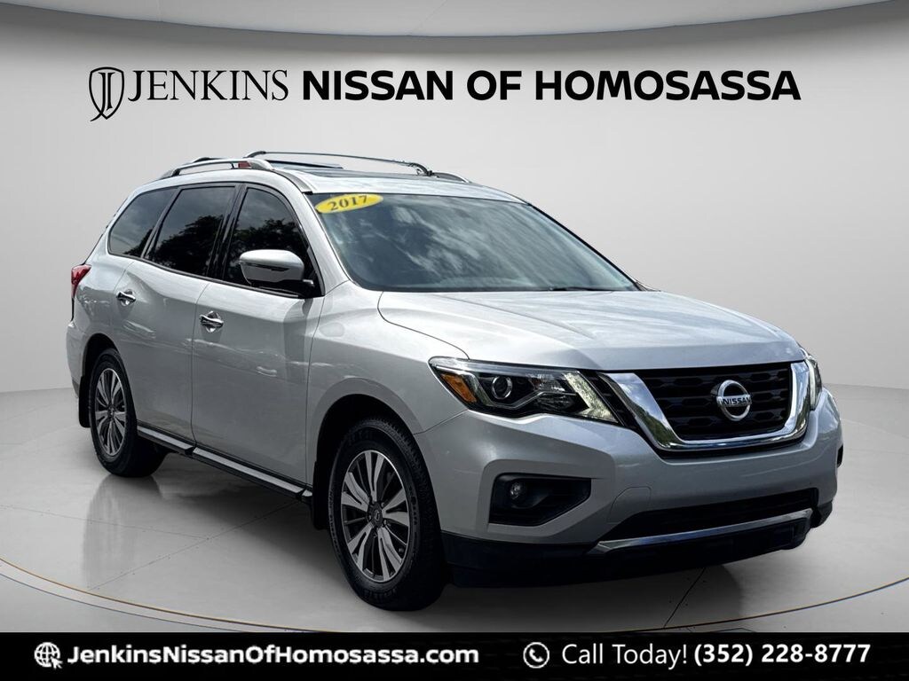 Used 2017 Nissan Pathfinder SL SUV