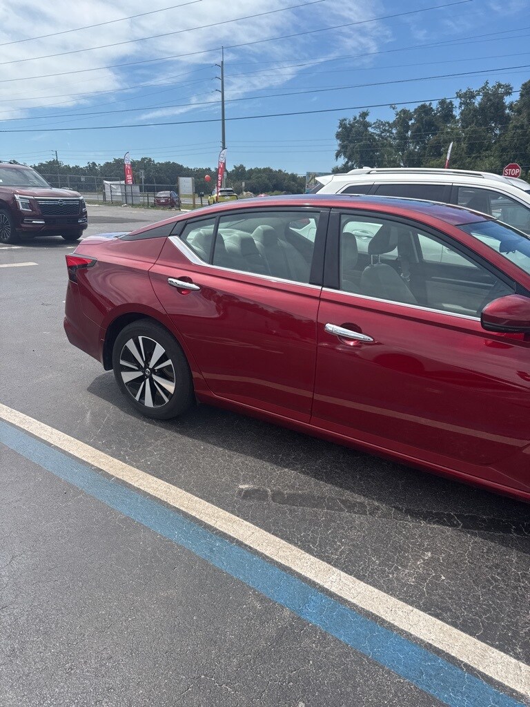 2021 Nissan Altima 2.5 SL photo 4