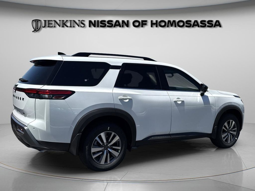 New 2026 Nissan Pathfinder SL SUV