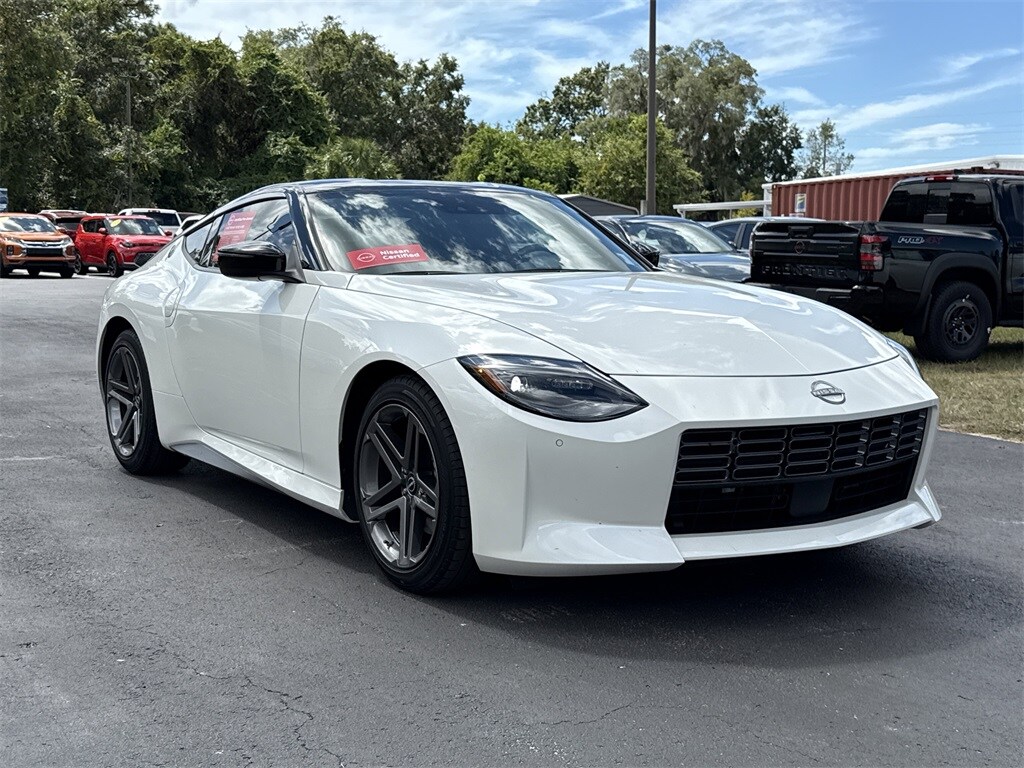 2025 Nissan Z Sport photo 2