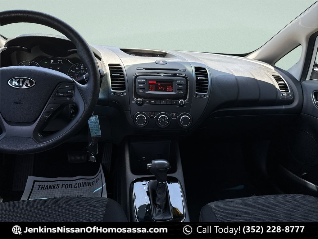 2018 Kia FORTE LX - Photo 26