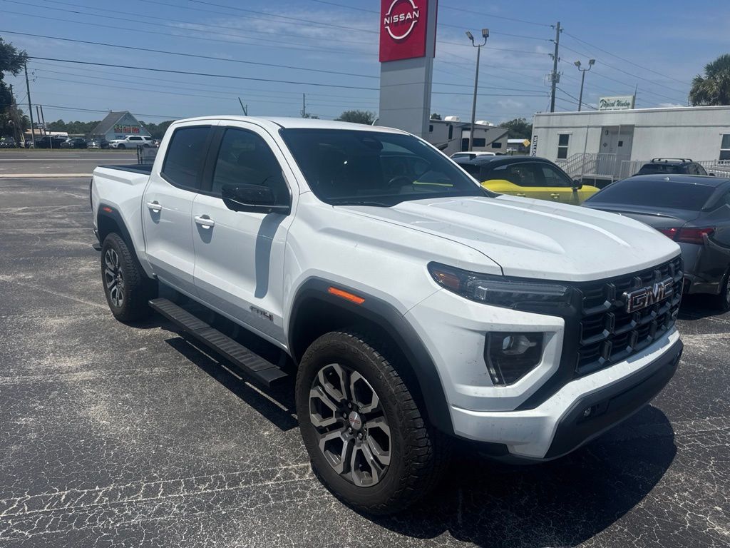 2024 GMC Canyon