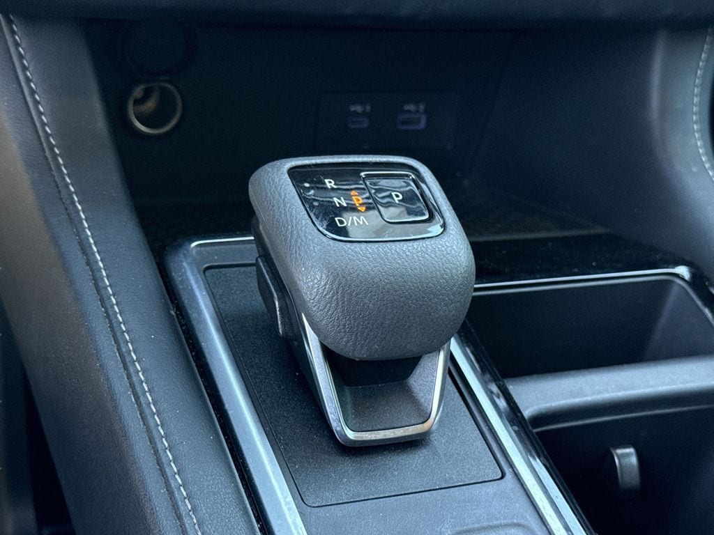 2023 Nissan Pathfinder SV - Photo 37